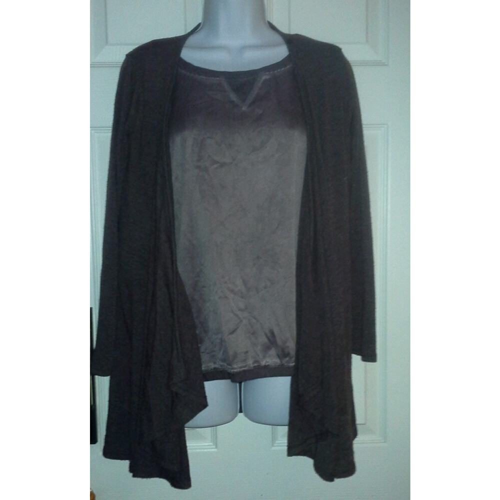 Two piece top purple color blouse and cardigan womens size M/L Buffalo Finn&Clov